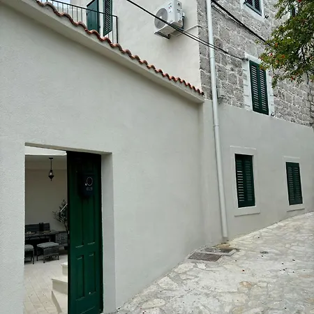 Casa Brullevi - U Staroj Jezgri S Pogledom Na *