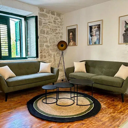 Casa Brullevi - U Staroj Jezgri S Pogledom Na