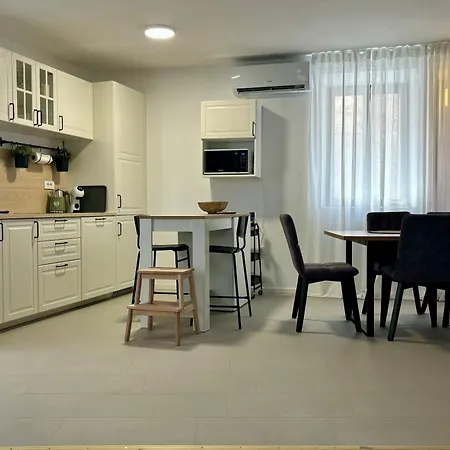 Casa Brullevi - U Staroj Jezgri S Pogledom Na Villa *