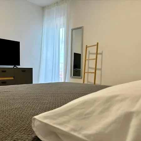 Casa Brullevi - U Staroj Jezgri S Pogledom Na Villa Betina (Sibenik-Knin)