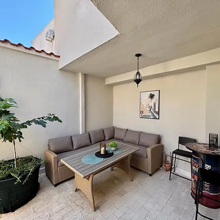 Casa Brullevi - U Staroj Jezgri S Pogledom Na Вилла