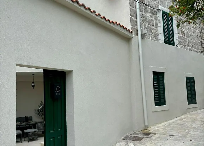 Casa Brullevi - U Staroj Jezgri S Pogledom Na *