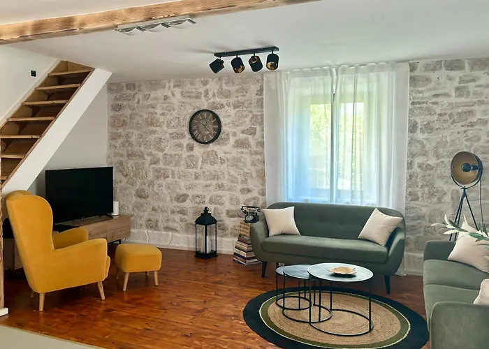 Casa Brullevi - U Staroj Jezgri S Pogledom Na Villa