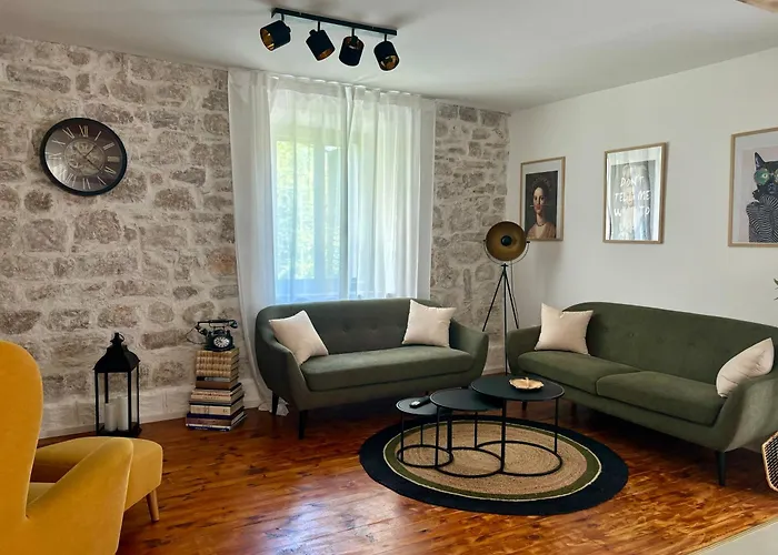 Casa Brullevi - U Staroj Jezgri S Pogledom Na