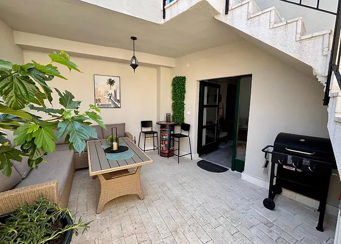 Casa Brullevi - U Staroj Jezgri S Pogledom Na Villa Betina (Sibenik-Knin)